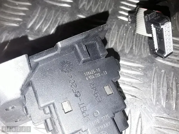 2009 BMW 3 Series Ignition Switch 10862510 image 5