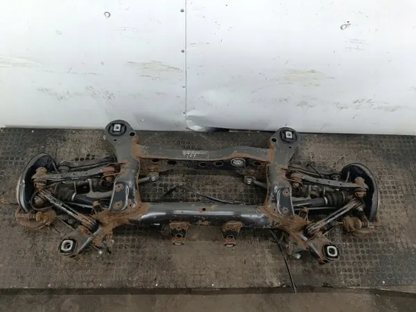 OEM WÓZEK, TRAWERS TYŁ BMW 1 E87 Hinterachsträger image 10