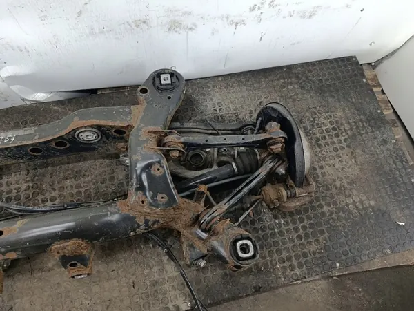 OEM WÓZEK, TRAWERS TYŁ BMW 1 E87 Hinterachsträger image 9