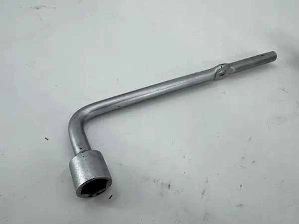 BMW 4 F32 F33 2018 Macaco image 6