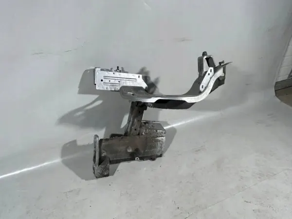 Para-lama dianteiro esquerdo VW Touareg OEM 7P6805251 image 8