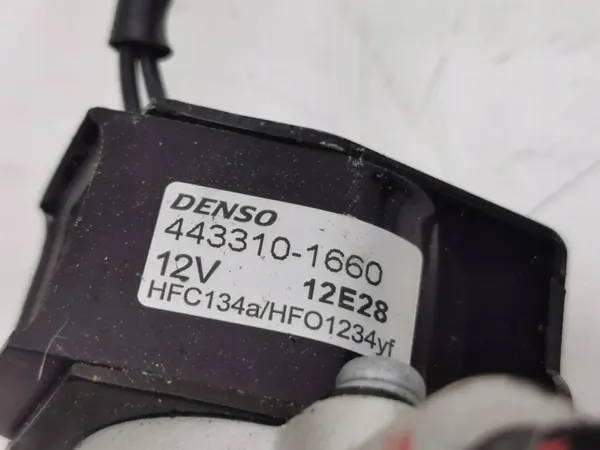 Renault Megane E-Tech 2022 A/C Expansionsventil OEM 4433101660 image 10