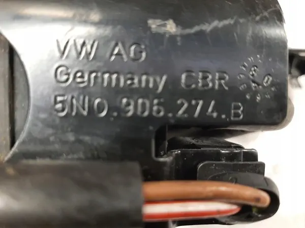 VW GOLF VI 2.0 TDI Polttoainesuodattimen Kotelo image 2