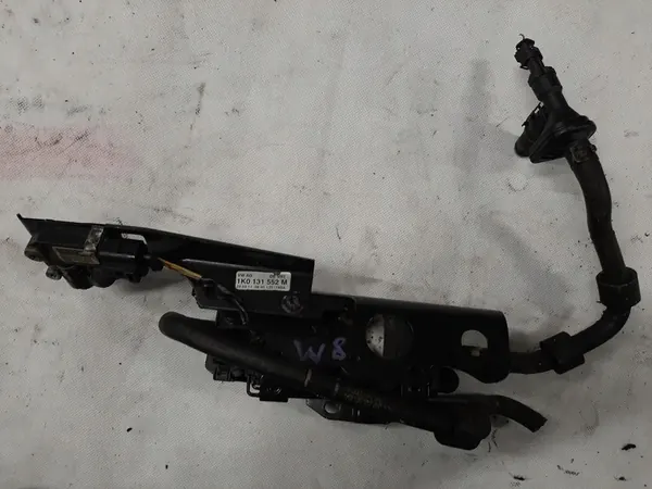 VW GOLF VI 2.0 TDI Polttoainesuodattimen Kotelo image 4