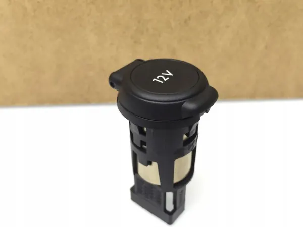 Tomada isqueiro OEM 9666105377 001 image 2