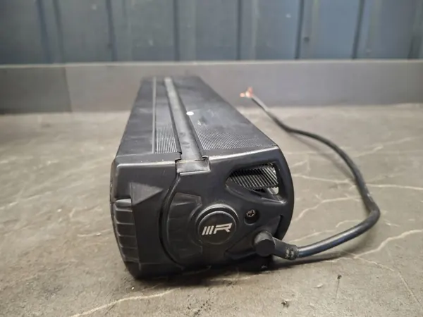 Lâmpada LED Lazer triple-r 1000 410mm - Estado usado image 3