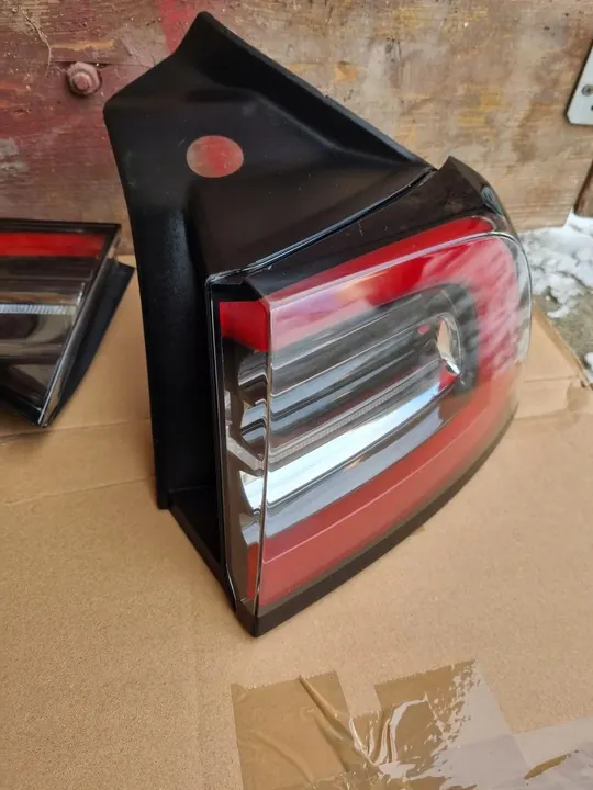 Bakljus Tesla MODEL 3/4 LIFT Vänster + Höger Europeisk image 8