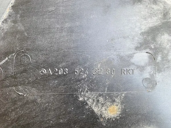 Motorhuv Mercedes C-Klass 203 W203 2000-2006 image 7