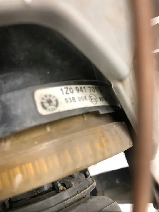 OEM 1Z0941701D Linker voorruitensproeier voor Skoda Octavia II Scout image 7