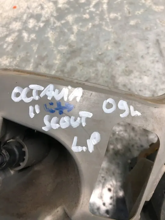 OEM 1Z0941701D Linker voorruitensproeier voor Skoda Octavia II Scout image 9