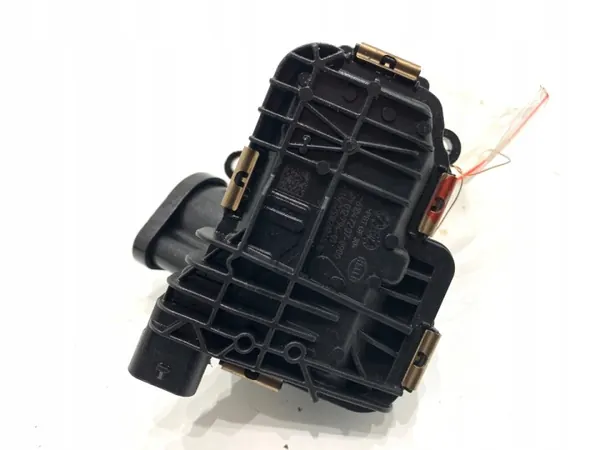 Termostaatti OEM 61047207 BMW F48:lle - Käytetty image 3