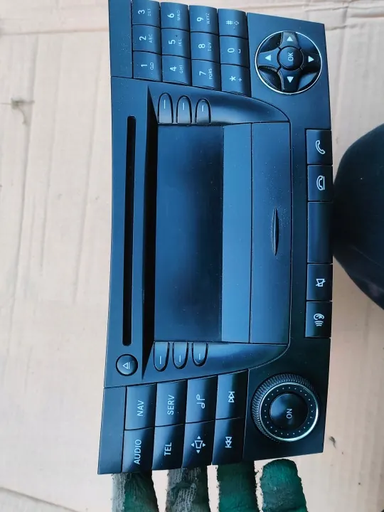 OEM A2118275142 Radio CD Navi Mercedes Classe E image 2