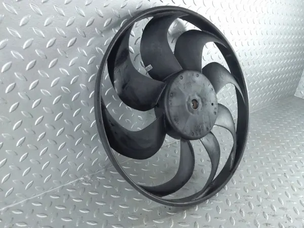 Jäähdyttimen tuuletin Citroen Berlingo OEM 9806313580 image 4