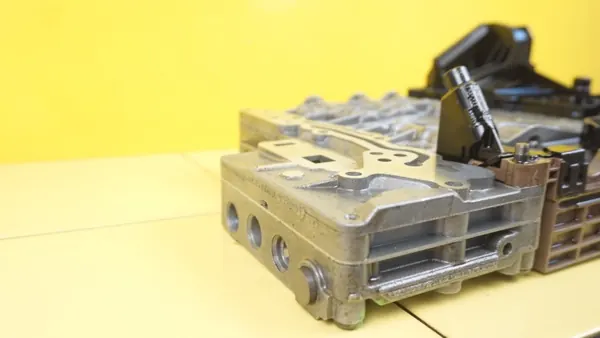 BMW N43B20AY Mechatronica-eenheid OEM 1071128342 image 5