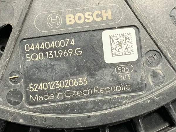 Tanque SCR OEM 5Q0131969G para Skoda Octavia IV 2.0 image 6