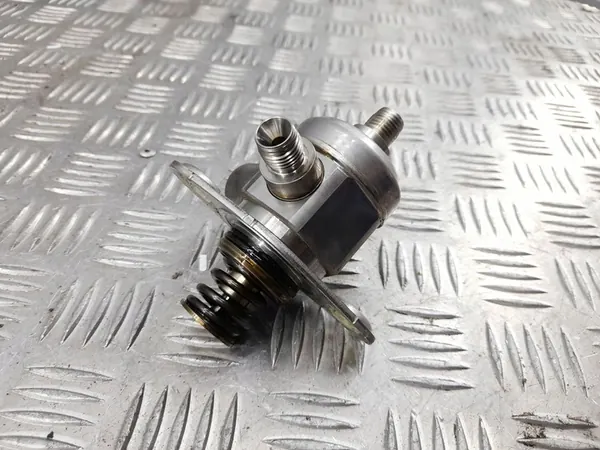 Vordere Kraftstoffinjektorpumpe Cadillac CTS OEM 12658486 image 2