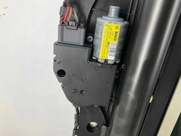 Panoraamakatto OEM 5N0877041E VW Tiguan I:lle image 9