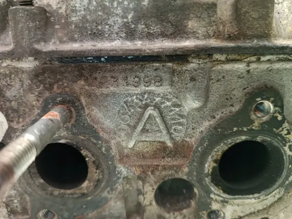 Toyota Aygo Sylinterikansi OEM 9643477110 1.4 D-4D Diesel image 7
