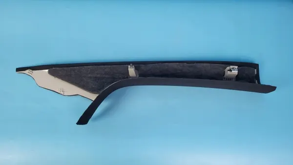 Cache de pilier A gauche Mercedes EQE 350+ OEM A2956904700 image 10