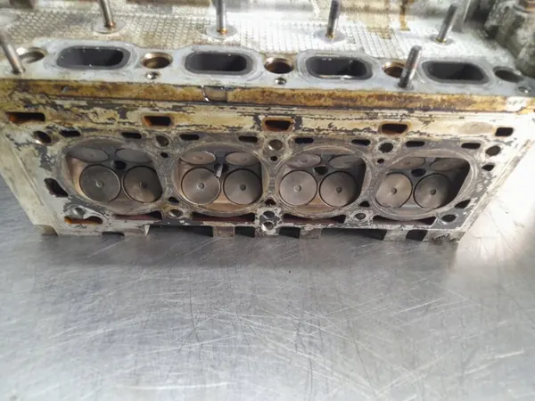 Culasse Renault 1.6 16V OEM 8200766796F image 5