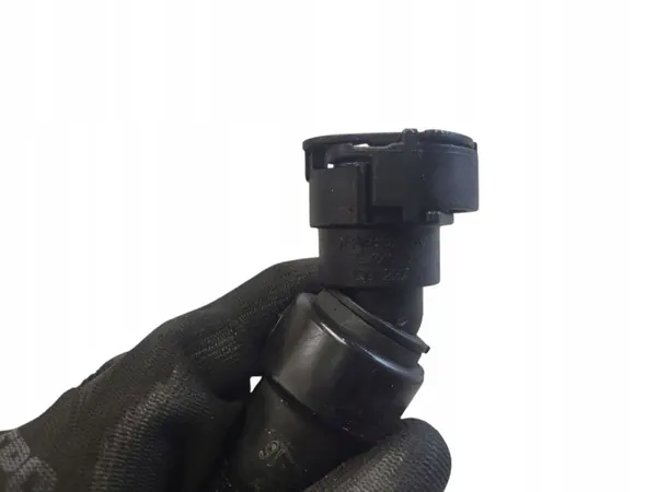 Turboahtimen vesiputki Renault Express 215032766R image 3