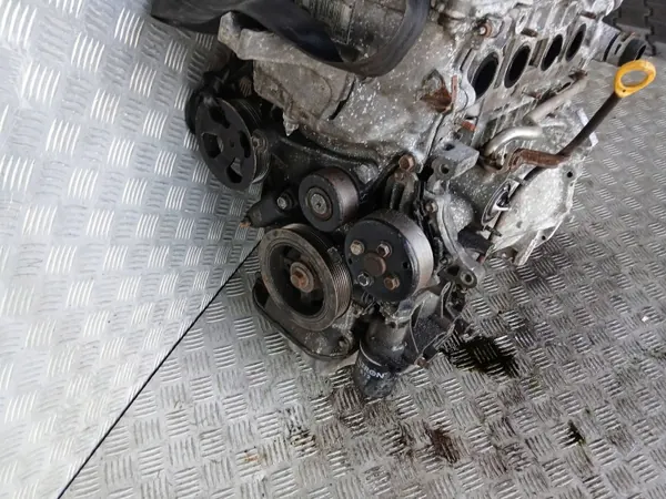 Toyota 1AZ Moottori - 2.0L VVTI Bensiini Käytetty image 8
