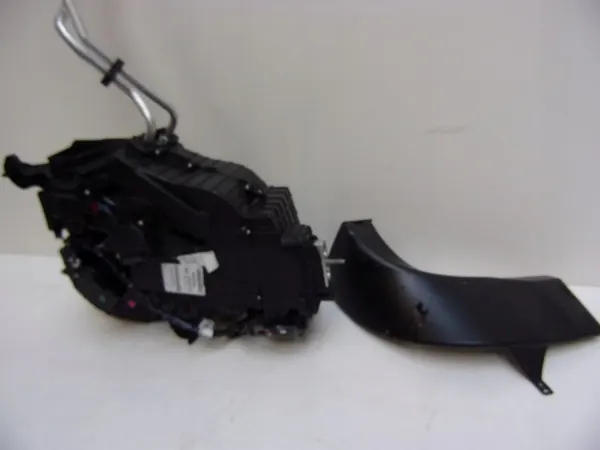 Chrysler Pacifica taka-lämmitys OEM 68342100AA image 4