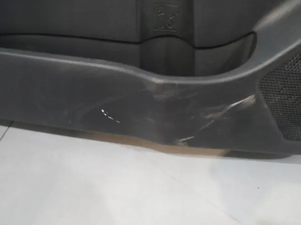 Revestimento painel lateral L+R Dianteiro 5D Toyota Yaris II 2005-2011 OEM 5907911404772 image 5