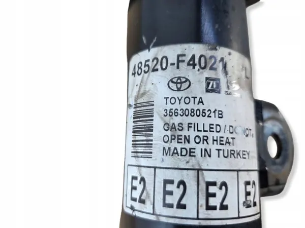 Amortecedor dianteiro esquerdo Toyota C-HR OEM 48520F4021 image 4