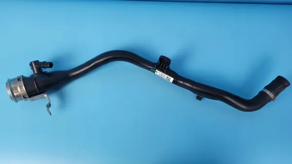 BMW X1 U11 Polttoaineputki OEM 8741459 - Käytetty image 2