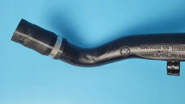 BMW X1 U11 Polttoaineputki OEM 8741459 - Käytetty image 9