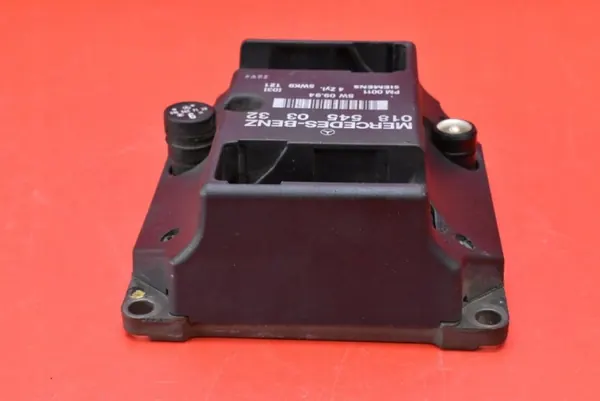 Módulo de encendido OEM 0185450332 para Mercedes Clase C image 4