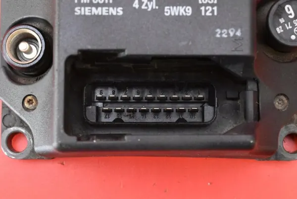 Módulo de encendido OEM 0185450332 para Mercedes Clase C image 8