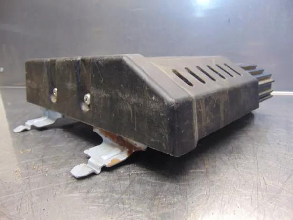 OEM 8701a309 Vahvistin Mitsubishi Lancer/Outlander image 4