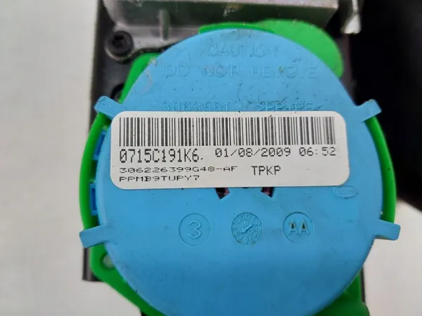 OEM 8K1857706K Rechter voor veiligheidsgordel Audi A4 B8 image 3