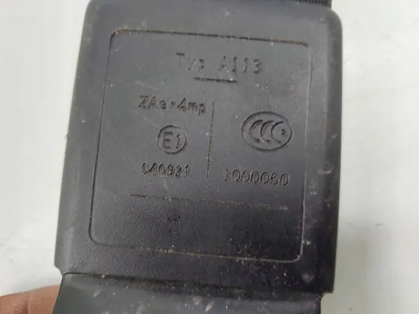 OEM 8K1857706K Rechter voor veiligheidsgordel Audi A4 B8 image 5