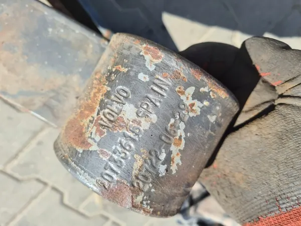 Frambladfjäder 9cm 2 blad OEM 20733615/16 image 4