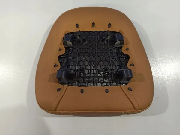 Volvo XC90 II Pääntuki OEM 39841286 - Käytetty image 3