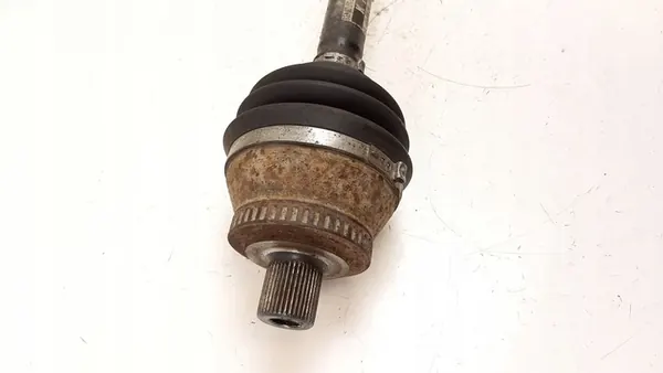 2006 Audi A4 S4 B7 Främre halvmuff 8E0407271BA image 2