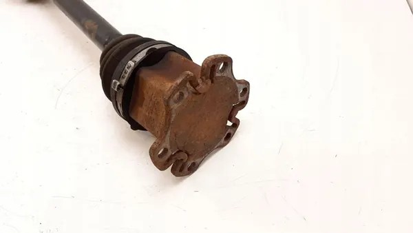 2006 Audi A4 S4 B7 Främre halvmuff 8E0407271BA image 4