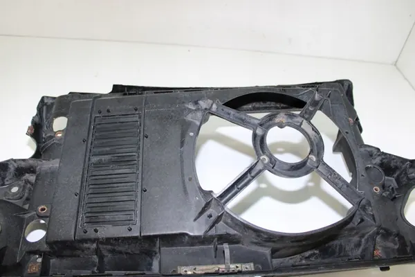 Capa do Radiador Frontal VW GOLF III VENTO OE 1H0805594C image 10