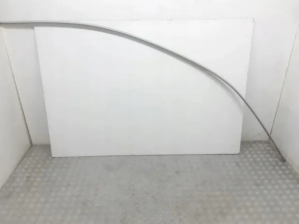 Vasen kattolista OEM E04602 BMW 7-sarja F01/F02 image 2
