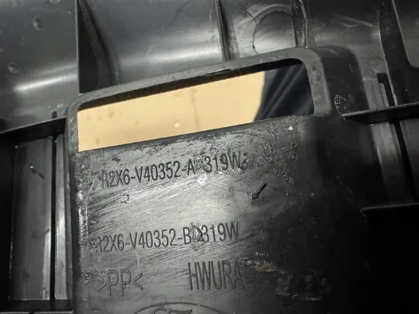 OEM ET76-1K359-ACW Cache Ceinture Arrière Ford Courier image 9
