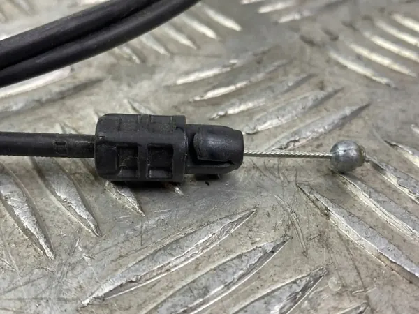 Fecho do capô Jeep Compass OEM 53492132 - Usado image 4