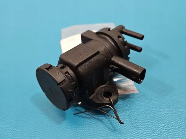 Soupape à vide OEM 8509323 pour BMW X6 E71 3.0D image 2