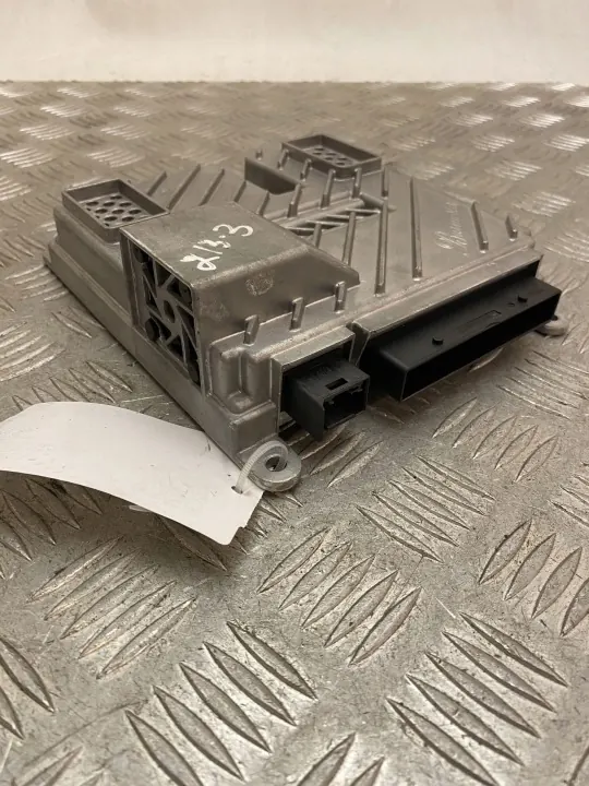Amplificateur audio Mercedes-Benz OEM A2139017700 image 2
