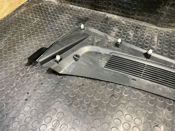 Junta do para-brisas dianteiro Tesla Model 3 OEM 1694501-00-E image 7
