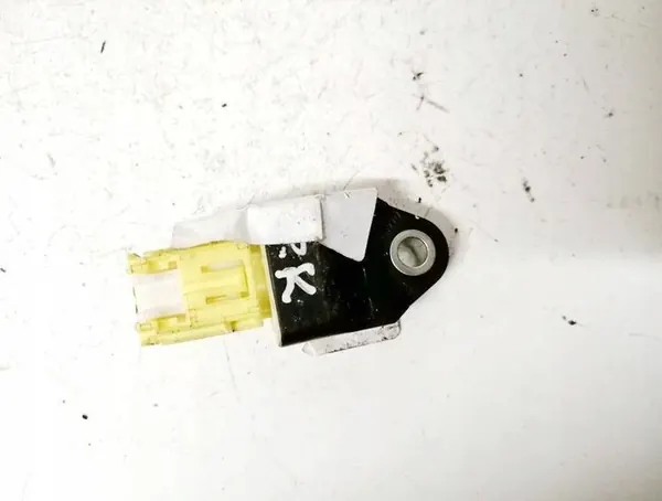 Toyota RAV-4 SRS Airbag Sensor 2017 89831-33050 image 2