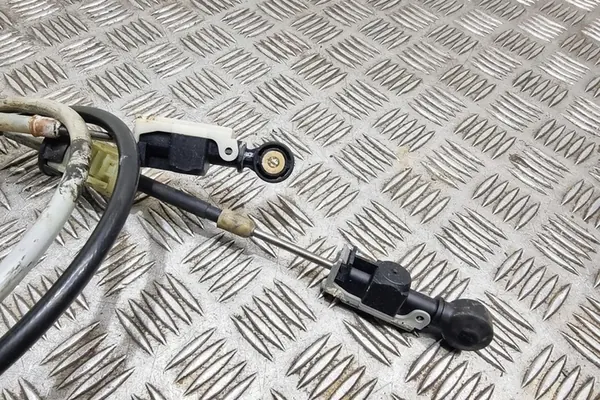 Vaihdekabeli OPEL VECTRA C 1.9L diesel 2005 image 3