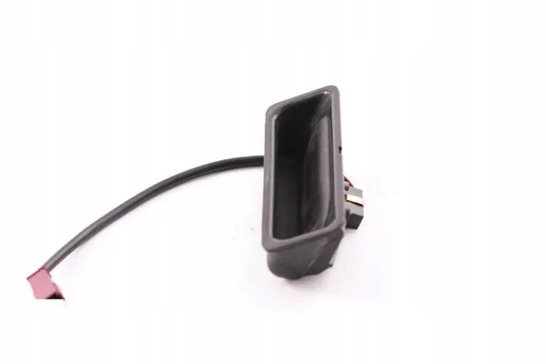 BMW E60 E61 Tavaratilan Kahva Nappi OEM 51248168035 image 8